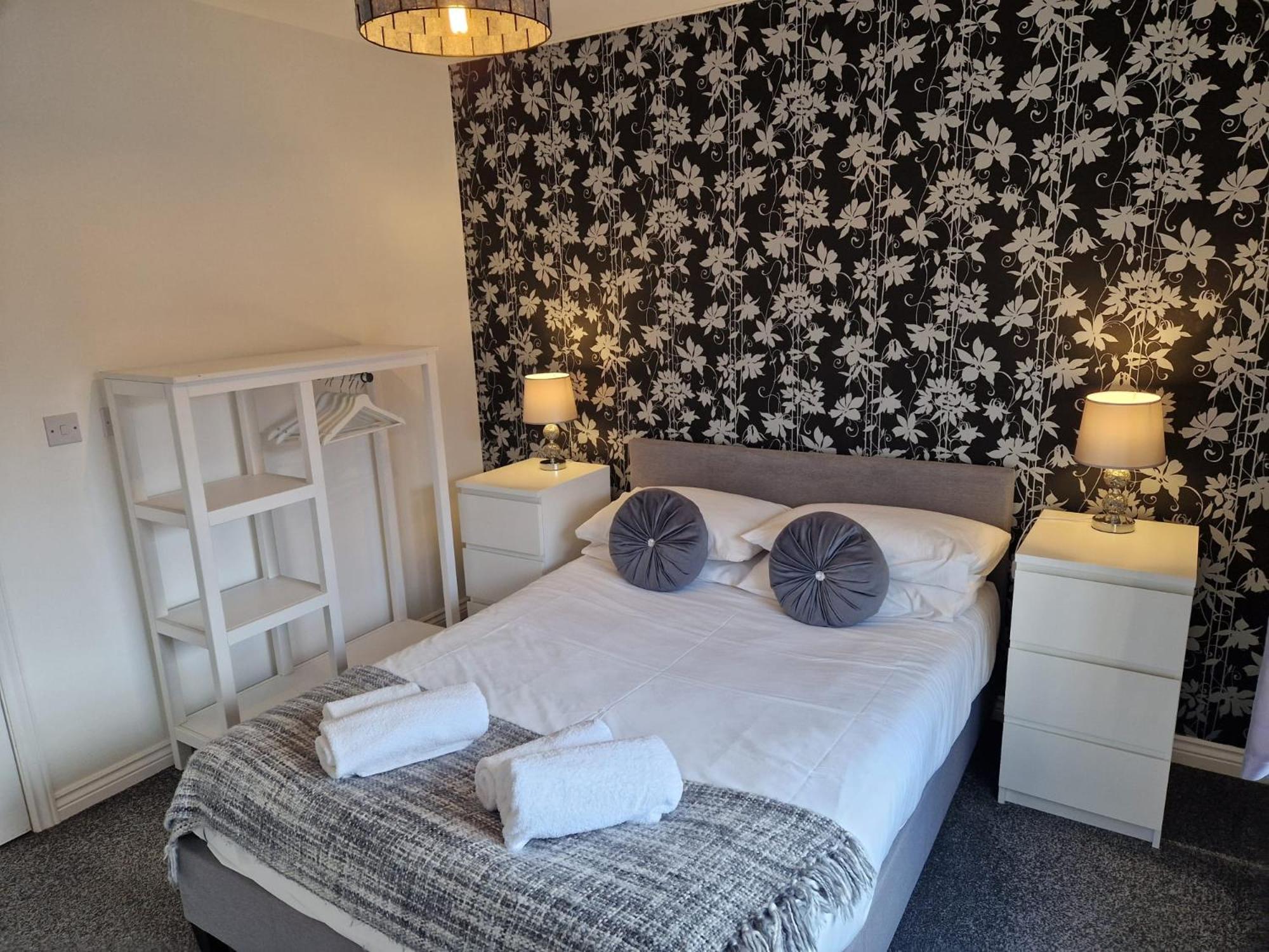 Hereford - Mayflower Coach House, Modern 2 Bedroom Property With Parking, Located South Of Hereford City, Suitable For Small Family, Couple Or Contractors - Sleeps Up To 5 Guests - Hosted By Rentmyhouse Dış mekan fotoğraf